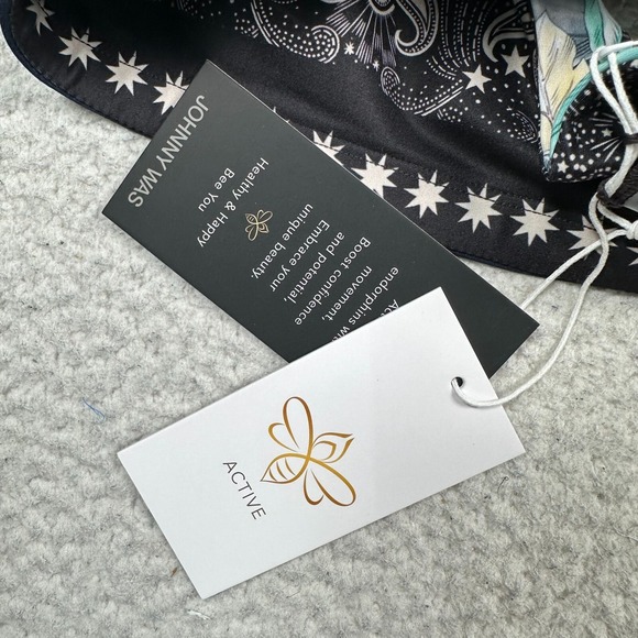 NWT Johnny Was Sports Bra Womens XS Dance Bee Activewear Reversible Multicolor - Picture 9 of 9